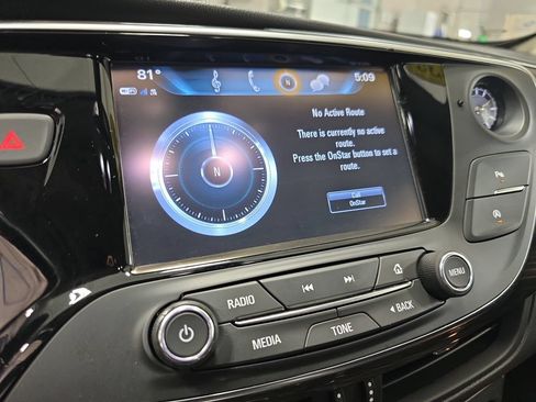 Used 2020 Buick Envision Essence FWD image 24