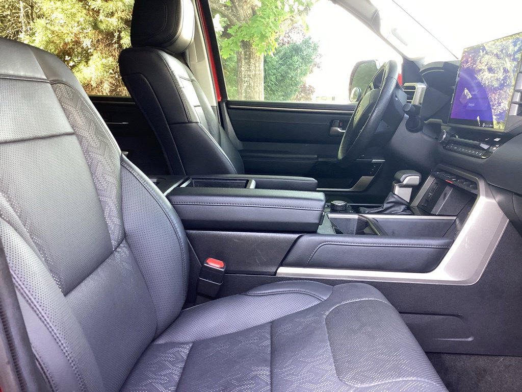 Used 2024 Toyota Tundra Limited AWD/4WD image 4