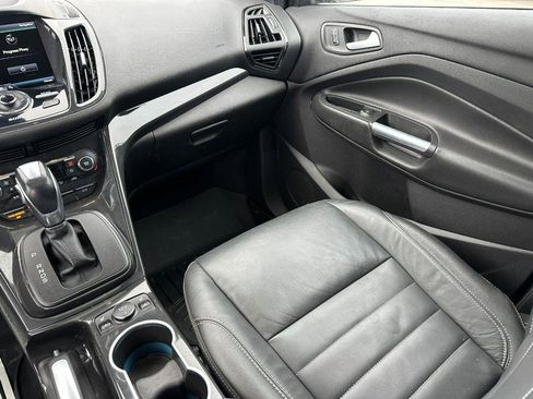 Used 2015 Ford Escape Titanium image 16