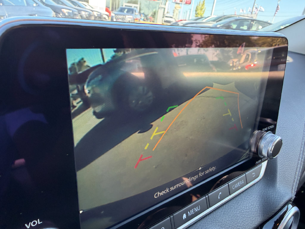 Used 2025 Nissan Sentra SV FWD image 19