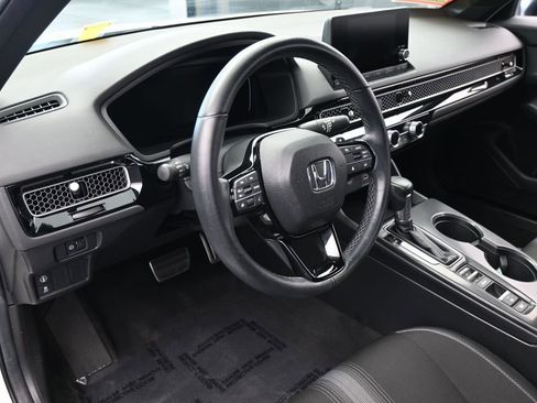 Used 2024 Honda Civic Sport image 10