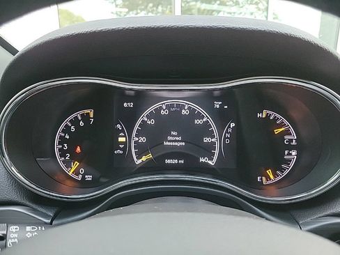 Used 2020 Jeep Grand Cherokee Altitude AWD/4WD image 23