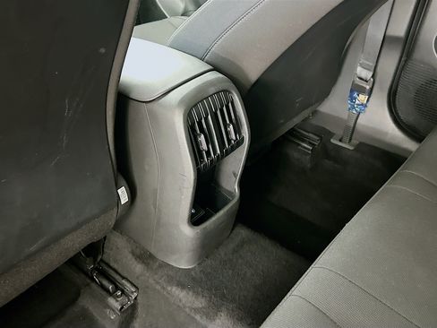 Used 2025 Hyundai Kona SEL AWD/4WD image 28
