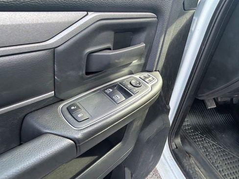 New 2024 RAM 3500 Tradesman w/ Chrome Appearance Group image 25