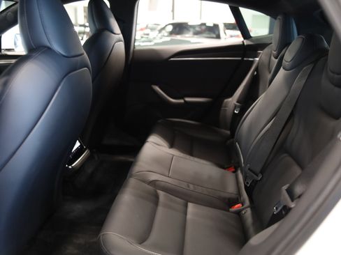Used 2021 Tesla Model S Plaid AWD/4WD image 30