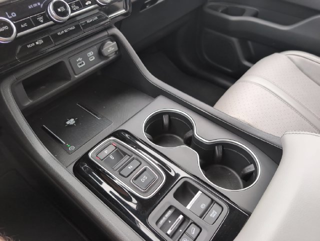 Certified 2025 Honda Pilot Elite image 30