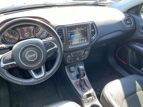Used 2019 Jeep Compass Trailhawk image 13