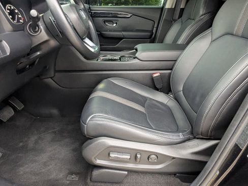 Used 2025 Honda Pilot EX-L image 13