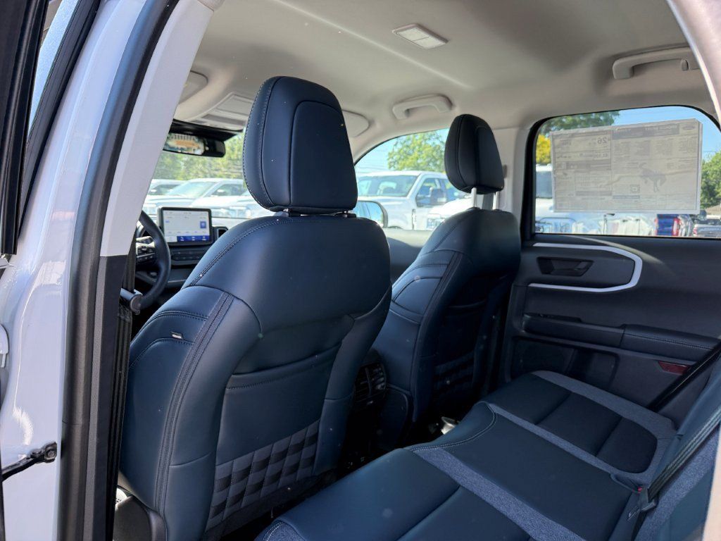 New 2024 Ford Bronco Sport Outer Banks AWD/4WD image 18