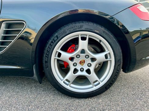 Used 2005 Porsche Boxster S image 18