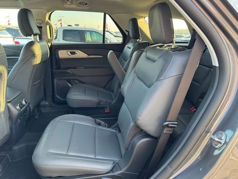 New 2026 Ford Explorer Active w/ Active Comfort Package image 14
