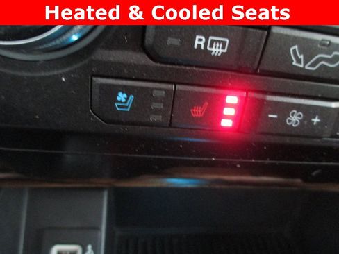 Used 2019 Ford F150 Lariat w/ Equipment Group 502A Luxury image 16