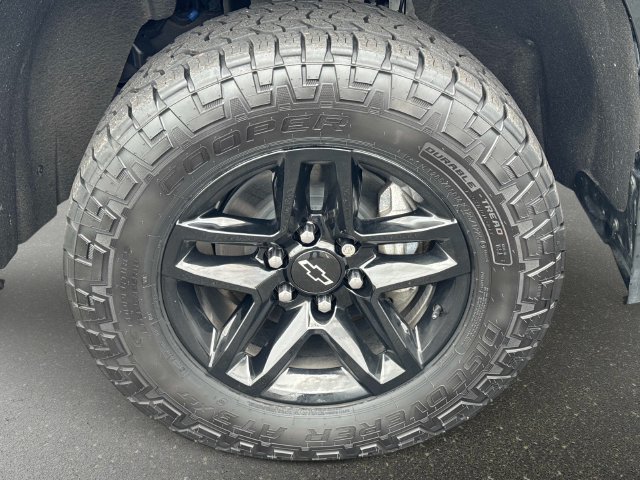 Used 2019 Chevrolet Silverado 1500 LT Trail Boss AWD/4WD image 9