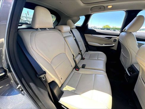 Used 2019 INFINITI QX50 Essential w/ Premium Heat Package AWD/4WD image 27