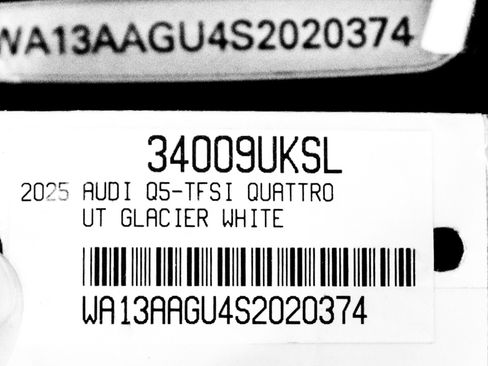 Certified 2025 Audi Q5 Prestige AWD/4WD image 34