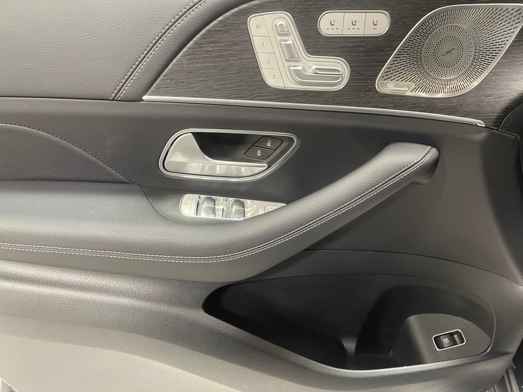 Used 2026 Mercedes-Benz GLS 450 4MATIC image 18