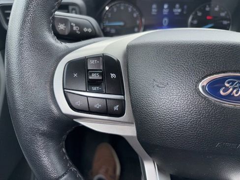 Certified 2022 Ford Explorer XLT AWD/4WD image 31