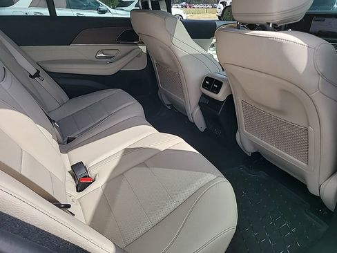 Used 2026 Mercedes-Benz GLE 350 4MATIC image 11
