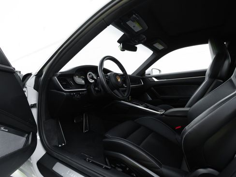 Used 2022 Porsche 911 Turbo S image 51