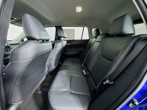 Used 2022 Toyota Corolla Cross XLE image 27