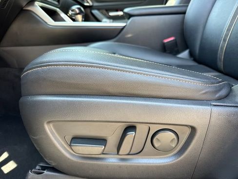 Used 2025 MAZDA CX-90 3.3 Turbo w/ Select Package AWD/4WD image 15