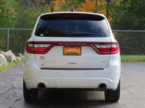 Certified 2024 Dodge Durango GT image 11