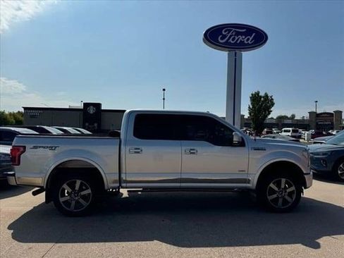 Used 2016 Ford F150 Lariat w/ Equipment Group 502A Luxury AWD/4WD image 4