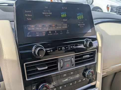 Used 2024 INFINITI QX80 Sensory w/ Cargo Package AWD/4WD image 19