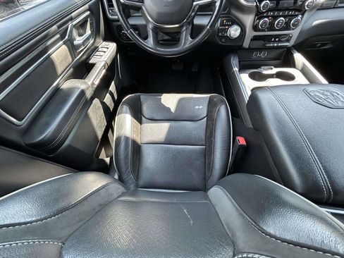 Used 2024 RAM 1500 Laramie AWD/4WD image 13