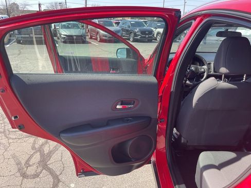 Used 2019 Honda HR-V Sport image 23