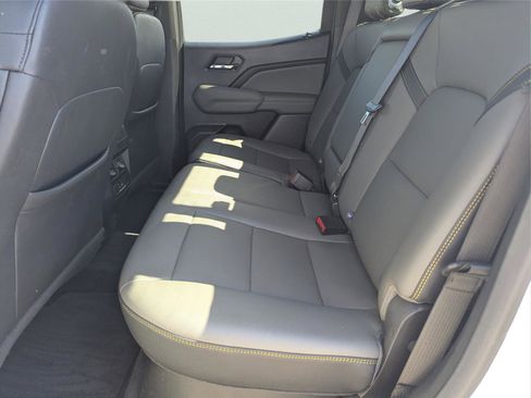 Used 2023 Chevrolet Colorado ZR2 w/ ZR2 Convenience Package III AWD/4WD image 29