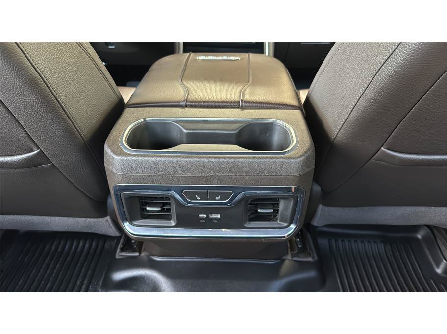 Used 2024 GMC Sierra 2500 Denali w/ Technology Package AWD/4WD image 25