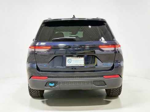 Used 2022 Jeep Grand Cherokee Trailhawk AWD/4WD image 17