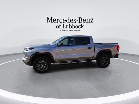 Used 2024 GMC Canyon Elevation w/ Elevation Premium Package image 4