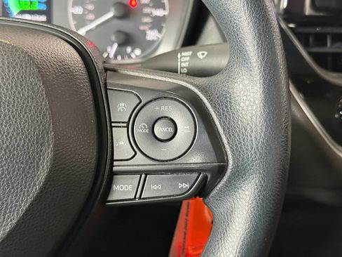 Used 2023 Toyota Corolla LE FWD image 13