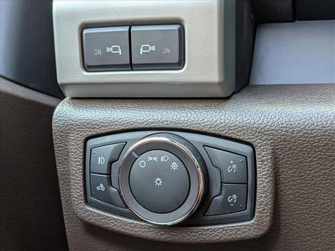 Used 2019 Ford F250 King Ranch w/ King Ranch Ultimate Package AWD/4WD image 11