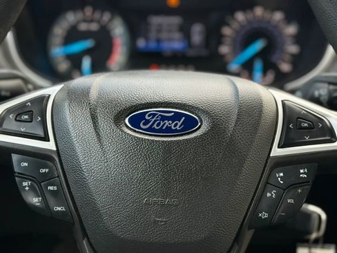 Used 2016 Ford Fusion SE FWD image 34