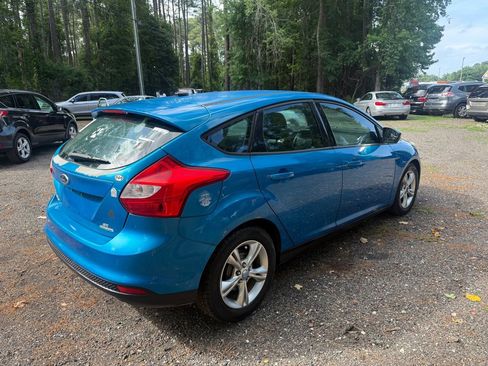 Used 2013 Ford Focus SE FWD image 6