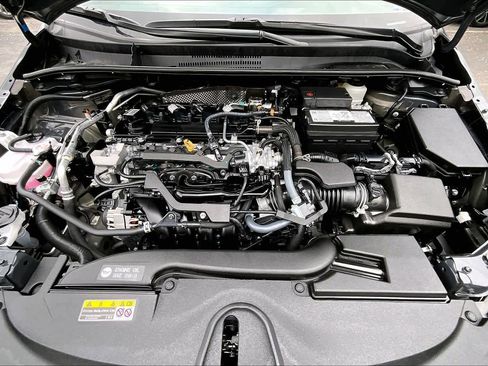 Used 2026 Toyota Corolla SE image 30