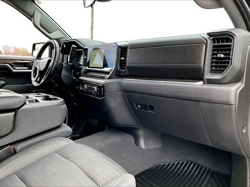 Used 2023 Chevrolet Silverado 1500 LT image 14