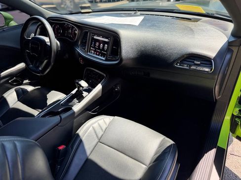 Used 2019 Dodge Challenger SRT Hellcat RWD image 24