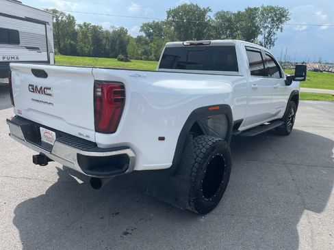 Used 2025 GMC Sierra 3500 SLE w/ Preferred Package AWD/4WD image 3