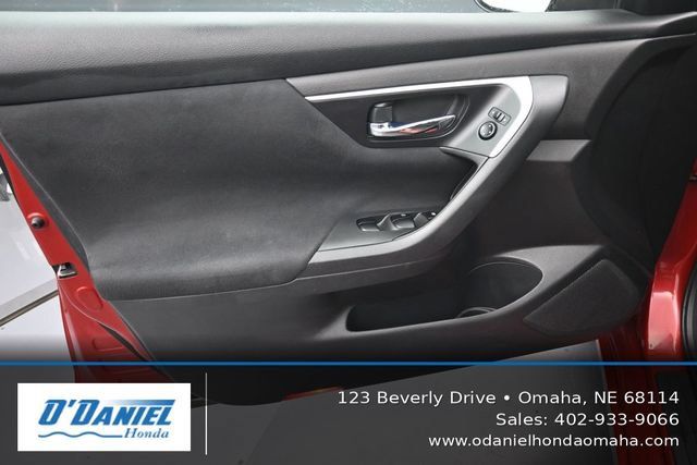 Used 2015 Nissan Altima 2.5 S w/ Power Driver Seat Package FWD image 23