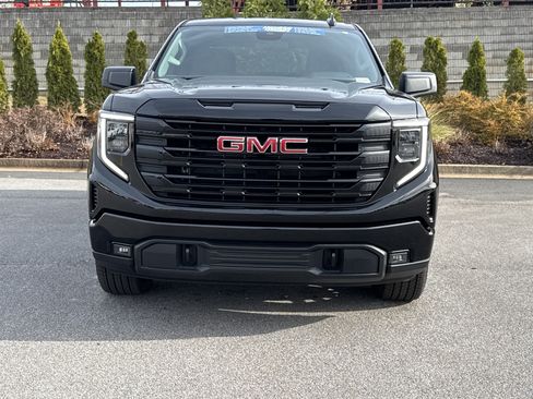 Used 2024 GMC Sierra 1500 Elevation image 3