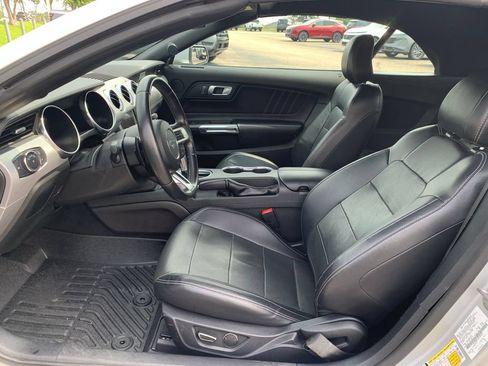 Used 2019 Ford Mustang GT Premium RWD image 19