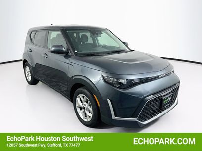 Used 2025 Kia Soul LX w/ LX Technology Package