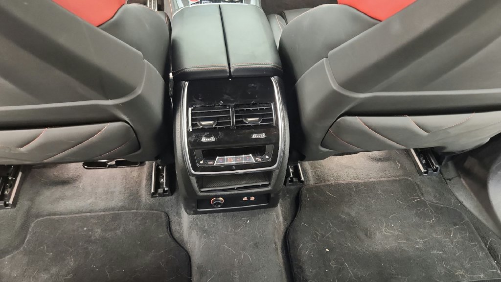 Used 2024 BMW XM Label Red AWD/4WD image 37