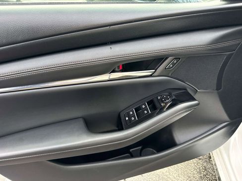 Certified 2025 MAZDA MAZDA3 s image 21