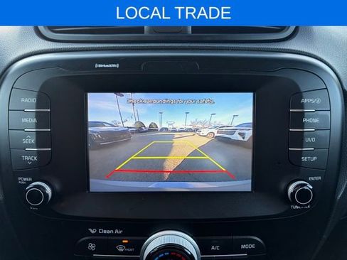 Used 2018 Kia Soul w/ Convenience Package image 2