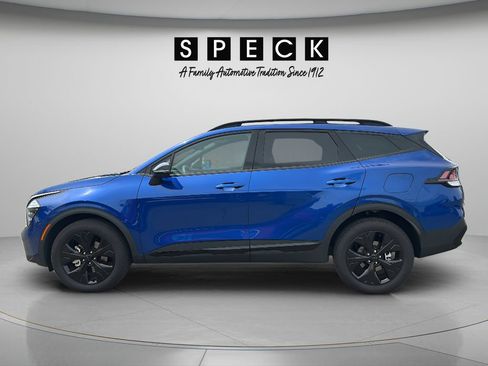 Used 2025 Kia Sportage X-Line w/ Premium Package AWD/4WD image 2